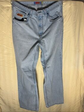 Light Wash Boot Cut Jeans for Women - Unknown Brand